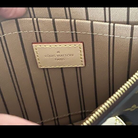 Authentic LOUIS VUITTON NEVERFULL MM - Picture 5 of 16